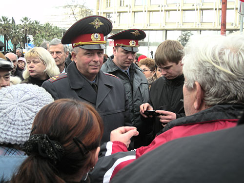 Пикет предпринимателей Сочи возле городской администрации, 22 января 2010 года. Фото "Кавказского Узла"