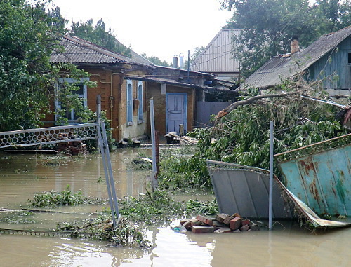 Краснодарский край, Крымск, 8 июля 2012 г. Улицы города после наводнения. Фото Натальи Дорохиной для "Кавказского узла"