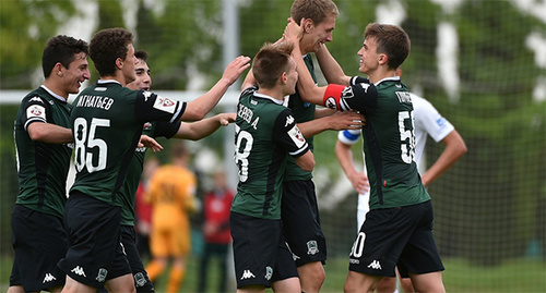 Футболисты ФК "Краснодар". Фото: http://www.fckrasnodar.ru/teams/junior/photo/object/?object_id=126101