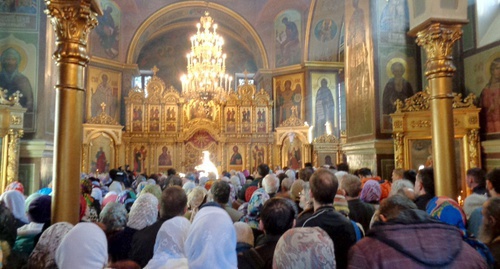 Богослужение в Свято Михайло-Архангельском соборе Сочи. 21 ноября 2016 года. Фото Светланы Кравченко для "Кавказского узла"