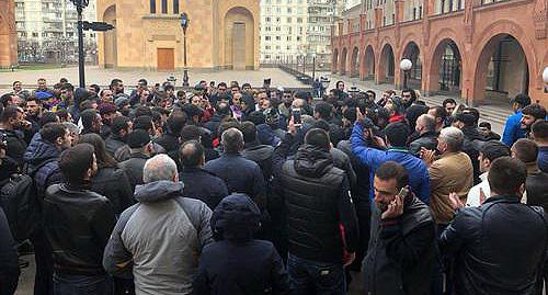 Акция у армянской церкви в Москве. 22 апреля 2018 года. Фото Гора Алексаняна для "Кавказского узла"