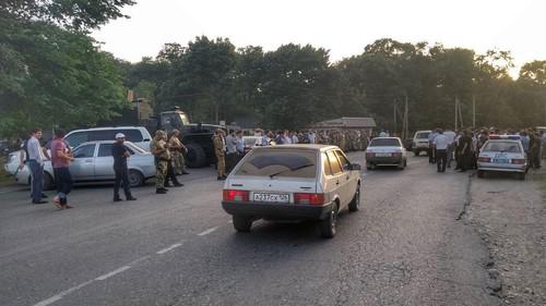 Силовики в Кизляре. 12 июня 2019 года. Фото Ильяса Капиева для "Кавказского узла"