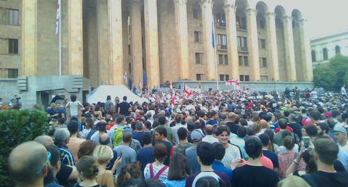 Митинг на проспекте Руставели в Тбилиси. 20 июня 2019 г. Фото Беслана Кмузова для "Кавказского узла"