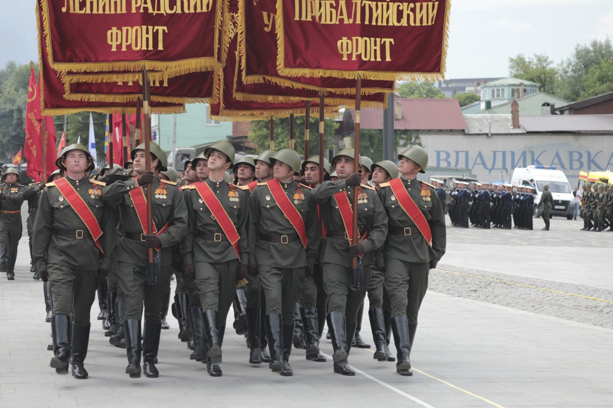 Парад Победы во Владикавказе. 24 июня 2020 года. Фото пресс-службы Минобороны России, https://structure.mil.ru