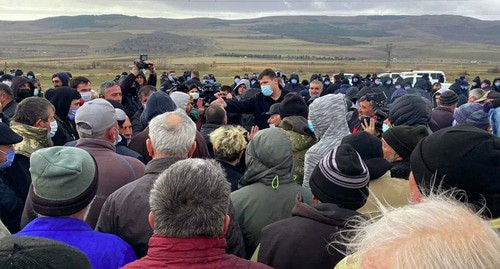 Акция  села Зегдулети Горийского района. Фото: Facebook / Shida Kartli Information Center https://www.facebook.com/Qartli.ge/photos/pcb.4652790931437117/4652790511437159