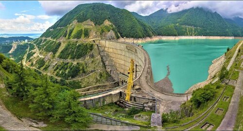 Водохранилище на ИнгурГЭС. Фото: пресс-служба РУП "Черноморэнерго" https://chernomorenergo.info/upload/iblock/8f8/8f822c3199c2133ee303fe0ab0c81f9d.jpeg