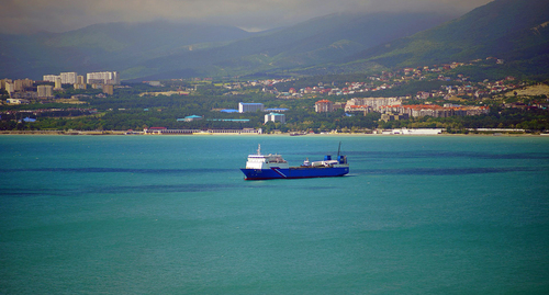 Вид на Геленджик. Фото Кирилл Лубнин https://commons.wikimedia.org/wiki/Category:Gelendzhik#/media/File:-_panoramio_(8002).jpg