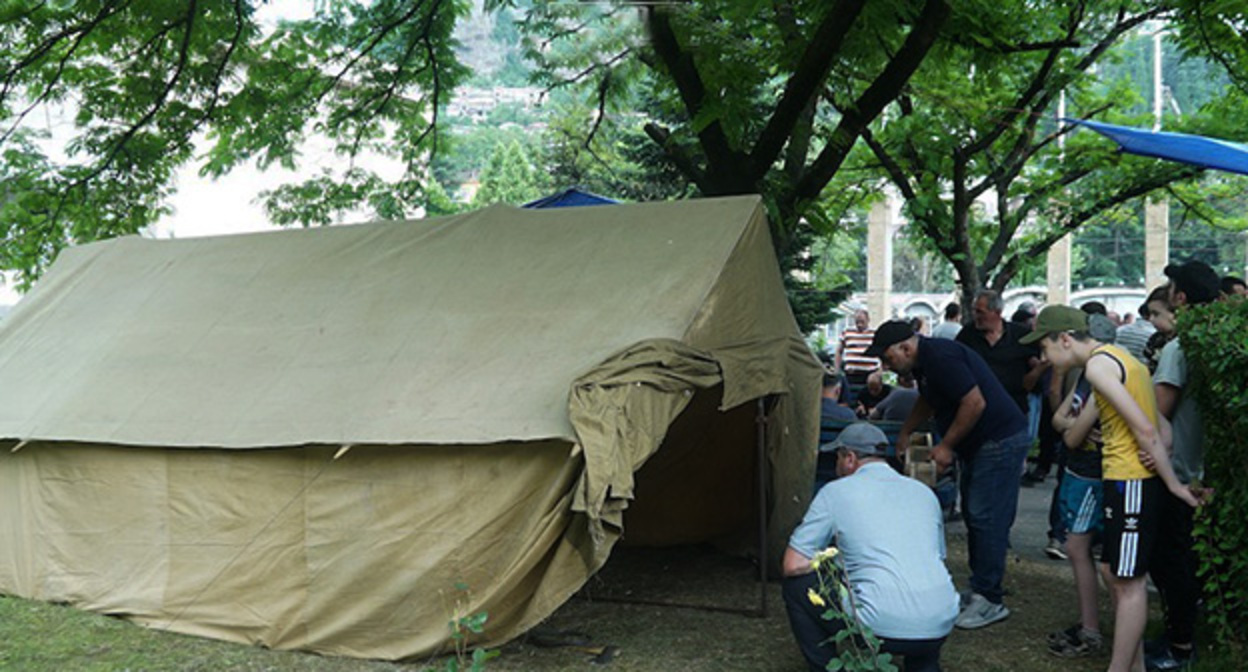 Забастовка шахтеров в Чиатуре. Фото:  https://ru.netgazeti.ge/52461/